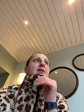 PicNic69x online show from April 13, 2026, 4:23 pm