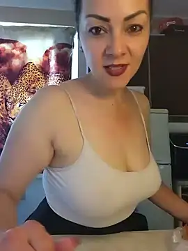 Snapshot of VelvetX-Mona chatting on May 26, 2026, 8:43 am VelvetX-Mona online show from May 26, 2026, 8:43 am