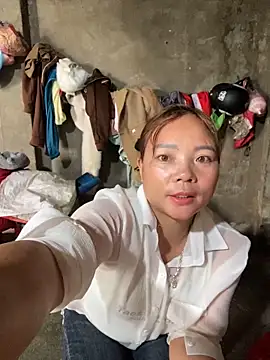 neyney110 online show from March 19, 2026, 2:48 am