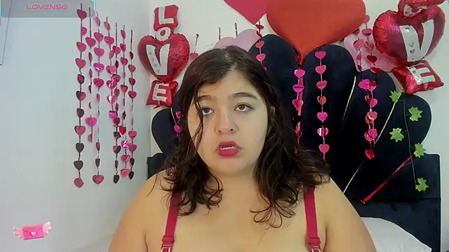 Snapshot of dahlialee chatting on February 7, 2026, 1:15 pm dahlialee online show from February 7, 2026, 1:15 pm