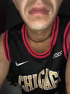 Snapshot of logan-31 chatting on February 27, 2026, 3:28 am logan-31 online show from February 27, 2026, 3:28 am