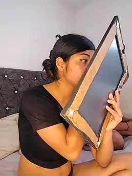 Snapshot of Roxan_King chatting on February 11, 2026, 4:56 pm Roxan King online show from February 11, 2026, 4:56 pm