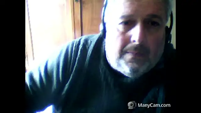 Snapshot of swichcassanesi chatting on February 7, 2026, 1:37 pm swichcassanesi online show from February 7, 2026, 1:37 pm