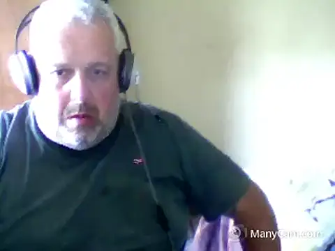 Snapshot of swichcassanesi chatting on April 18, 2026, 12:09 pm swichcassanesi online show from April 18, 2026, 12:09 pm