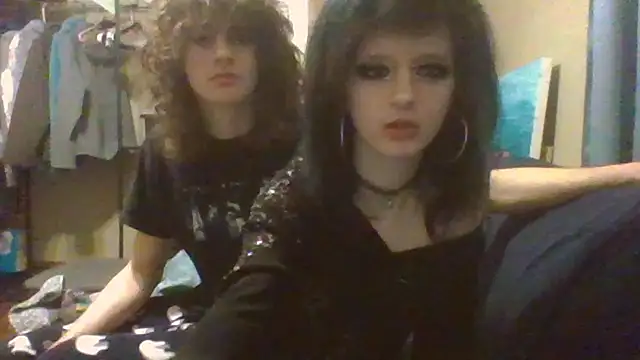 Snapshot of emoprincessxD chatting on February 10, 2026, 3:43 am emoprincessxD online show from February 10, 2026, 3:43 am