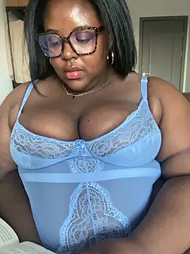 BouncyBBW online show from April 22, 2026, 6:31 pm