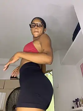 Snapshot of LIA_PARKERR chatting on March 12, 2026, 1:34 am LIA PARKERR online show from March 12, 2026, 1:34 am