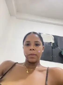 Snapshot of LIA_PARKERR chatting on April 15, 2026, 11:38 pm LIA PARKERR online show from April 15, 2026, 11:38 pm