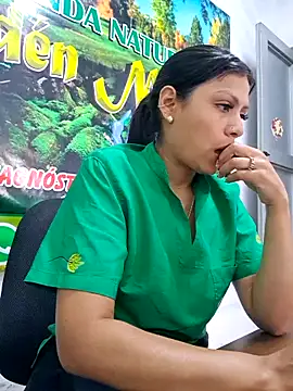 Tatianna Loove  online show from March 10, 2026, 2:33 pm