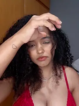 Snapshot of pandinhagamer chatting on February 24, 2026, 3:48 am pandinhagamer online show from February 24, 2026, 3:48 am