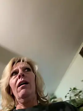 Snapshot of FireAfterDark chatting on March 8, 2026, 2:04 am FireAfterDark online show from March 8, 2026, 2:04 am