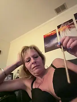 Snapshot of FireAfterDark chatting on March 22, 2026, 5:44 am FireAfterDark online show from March 22, 2026, 5:44 am