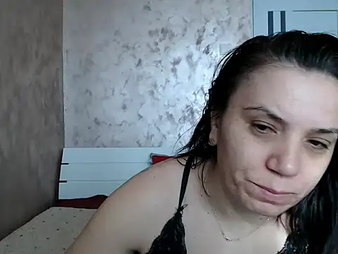 LorraGrey online show from March 11, 2026, 6:41 am