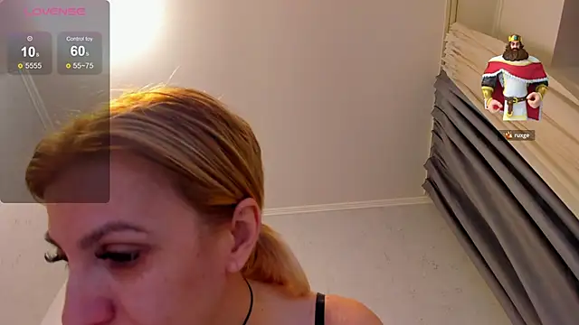 LannaQuinn online show from February 16, 2026, 4:52 am