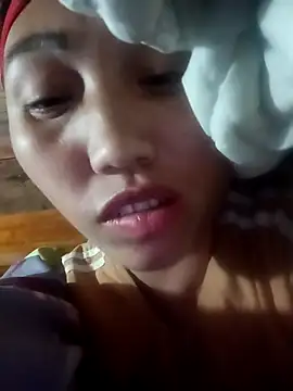 hot-luna- online show from February 14, 2026, 12:35 pm