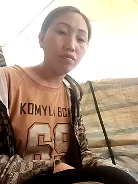 hot-luna- online show from February 28, 2026, 12:22 am