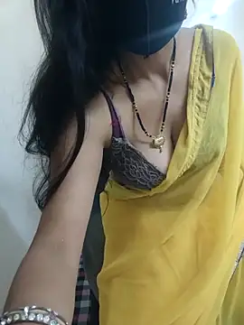 Snapshot of simran_sharma01 chatting on February 1, 2026, 7:40 am simran sharma01 online show from February 1, 2026, 7:40 am