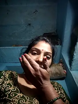 Hotty raghni online show from February 9, 2026, 8:46 pm