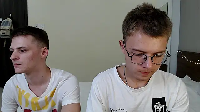 NikiKerryCum online show from April 10, 2026, 1:16 pm