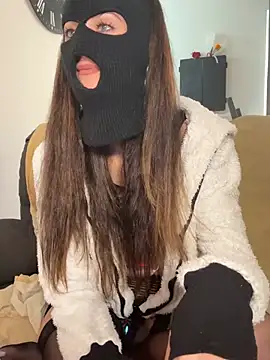 la mora69 online show from April 13, 2026, 9:15 am