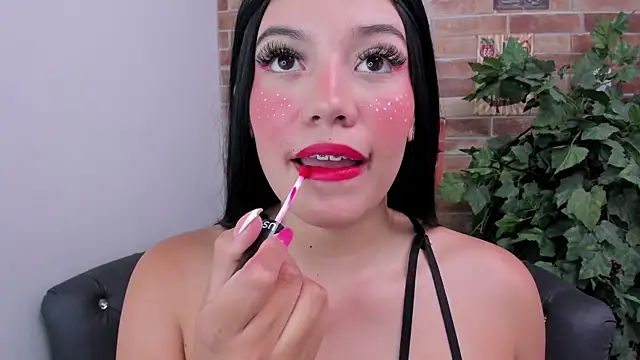 foxy vera online show from April 1, 2026, 1:41 pm