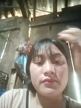 Snapshot of Momo-biki chatting on February 17, 2026, 5:26 am Momo-biki online show from February 17, 2026, 5:26 am