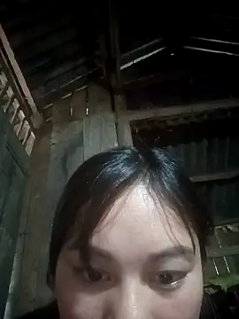 Snapshot of Momo-biki chatting on February 23, 2026, 12:52 am Momo-biki online show from February 23, 2026, 12:52 am