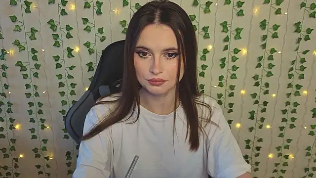 AliceIMonta online show from February 25, 2026, 1:10 pm