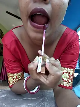 Mahira06 online show from March 25, 2026, 4:40 am