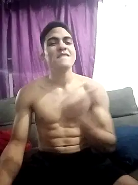 Snapshot of NikoHot_anatole chatting on April 5, 2026, 9:17 am NikoHot anatole online show from April 5, 2026, 9:17 am