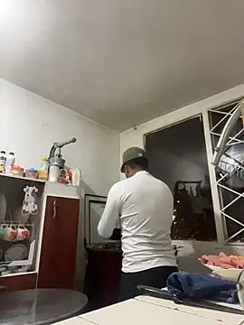 Snapshot of Danny_black11 chatting on April 2, 2026, 5:05 am Danny black11 online show from April 2, 2026, 5:05 am