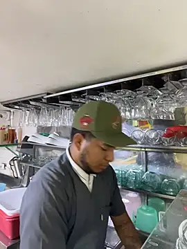 Snapshot of Danny_black11 chatting on April 6, 2026, 9:27 pm Danny black11 online show from April 6, 2026, 9:27 pm