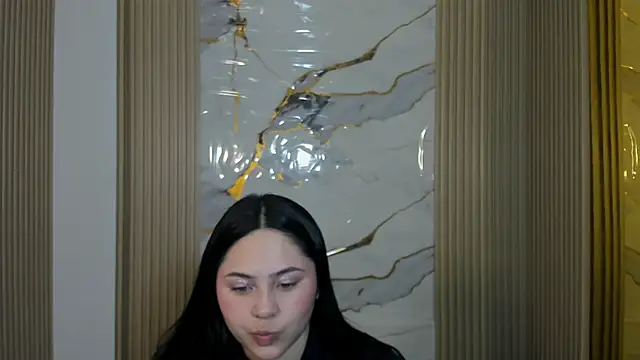 Siena Tay online show from April 6, 2026, 11:55 am