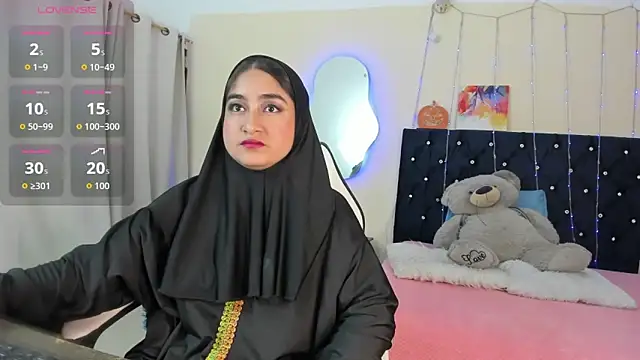 Snapshot of SamiraAwada chatting on May 5, 2026, 7:11 pm SamiraAwada online show from May 5, 2026, 7:11 pm