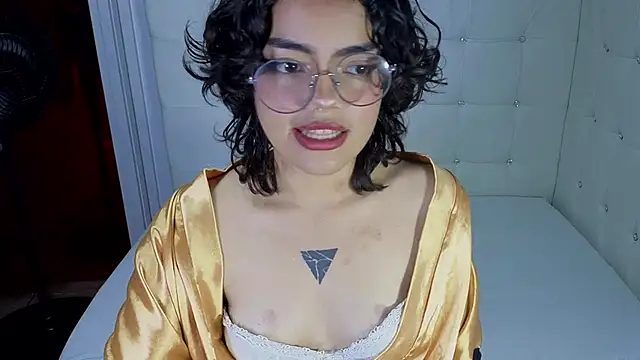 KittyLatina 02 online show from February 27, 2026, 12:38 pm