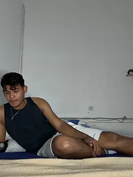 Snapshot of DavShi chatting on February 15, 2026, 11:01 pm DavShi online show from February 15, 2026, 11:01 pm