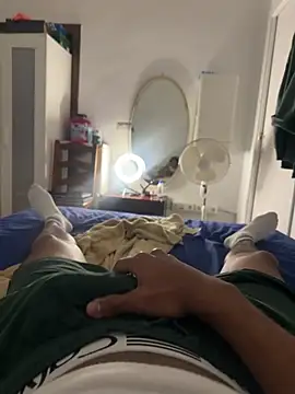 Snapshot of DavShi chatting on February 22, 2026, 12:15 pm DavShi online show from February 22, 2026, 12:15 pm