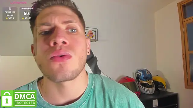 Snapshot of SebastianMaximoff_ chatting on May 20, 2026, 7:31 pm SebastianMaximoff online show from May 20, 2026, 7:31 pm