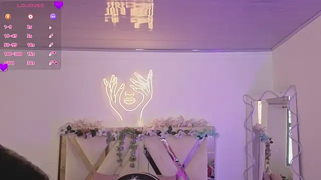 Snapshot of NEFTIS_TAY chatting on March 6, 2026, 7:10 pm NEFTIS TAY online show from March 6, 2026, 7:10 pm