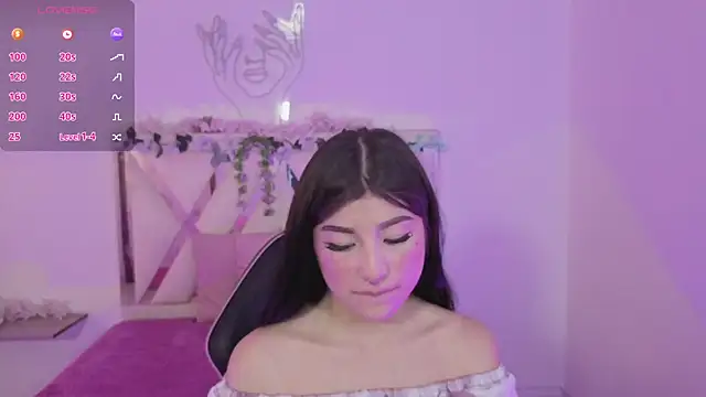 Snapshot of NEFTIS_TAY chatting on March 19, 2026, 7:18 pm NEFTIS TAY online show from March 19, 2026, 7:18 pm