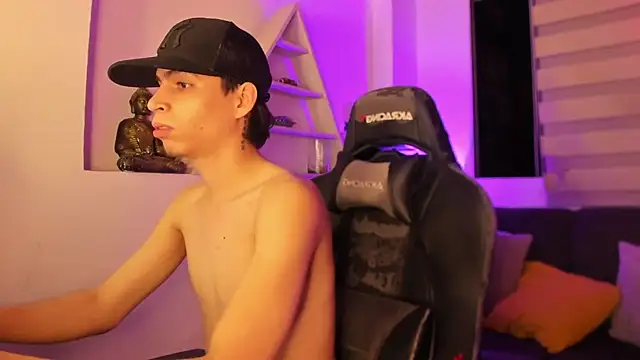 Snapshot of juan_posada chatting on February 7, 2026, 2:48 am juan posada online show from February 7, 2026, 2:48 am