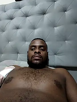 Snapshot of Tuverdugo12 chatting on March 12, 2026, 1:12 am Tuverdugo12 online show from March 12, 2026, 1:12 am