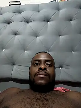 Snapshot of Tuverdugo12 chatting on April 11, 2026, 11:58 am Tuverdugo12 online show from April 11, 2026, 11:58 am