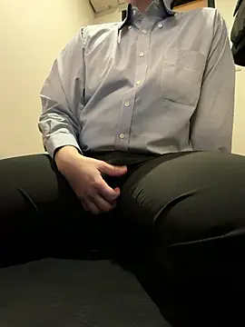 Snapshot of yuuuuusuke00 chatting on February 24, 2026, 1:36 am yuuuuusuke00 online show from February 24, 2026, 1:36 am