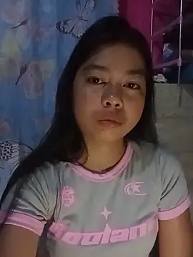 Snapshot of Heavens_night04 chatting on February 4, 2026, 7:42 pm Heavens night04 online show from February 4, 2026, 7:42 pm