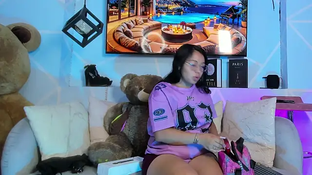 Snapshot of amy_noa chatting on February 20, 2026, 3:03 am amy noa online show from February 20, 2026, 3:03 am