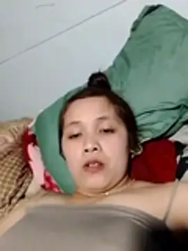 Snapshot of alex_callmemaybe69 chatting on February 7, 2026, 1:26 pm alex callmemaybe69 online show from February 7, 2026, 1:26 pm