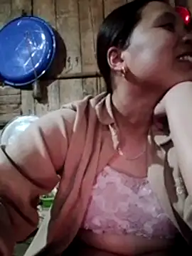 Snapshot of alex_callmemaybe69 chatting on March 3, 2026, 12:06 am alex callmemaybe69 online show from March 3, 2026, 12:06 am