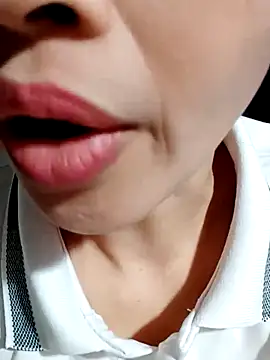 Snapshot of Hana-love2026 chatting on February 24, 2026, 5:05 am Hana-love2026 online show from February 24, 2026, 5:05 am