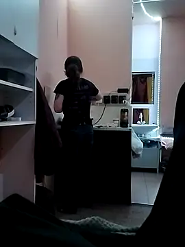 Snapshot of RoliNika22 chatting on March 4, 2026, 7:42 pm RoliNika22 online show from March 4, 2026, 7:42 pm